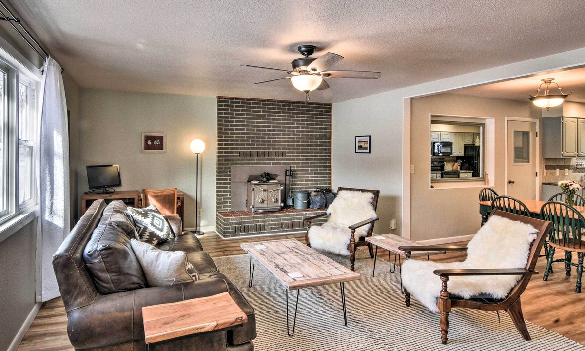 Salida House | 0651: Central Salida Home 5 Blocks to Dtwn & River