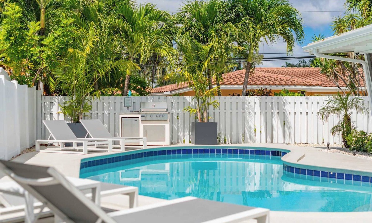 Dolphin Isles Apartment | 1 Bedroom on the Barrier Island. Walk to the Beach