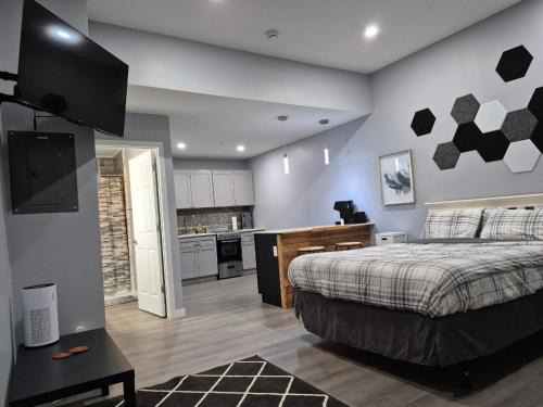 Almont Apartment | 101B New Modern Studio in Maryville
