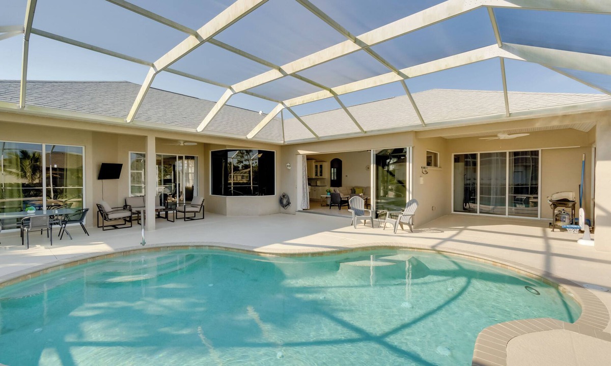 Pine Valley House | 11 Mi to Beach: Family-Friendly Rotonda West Home!