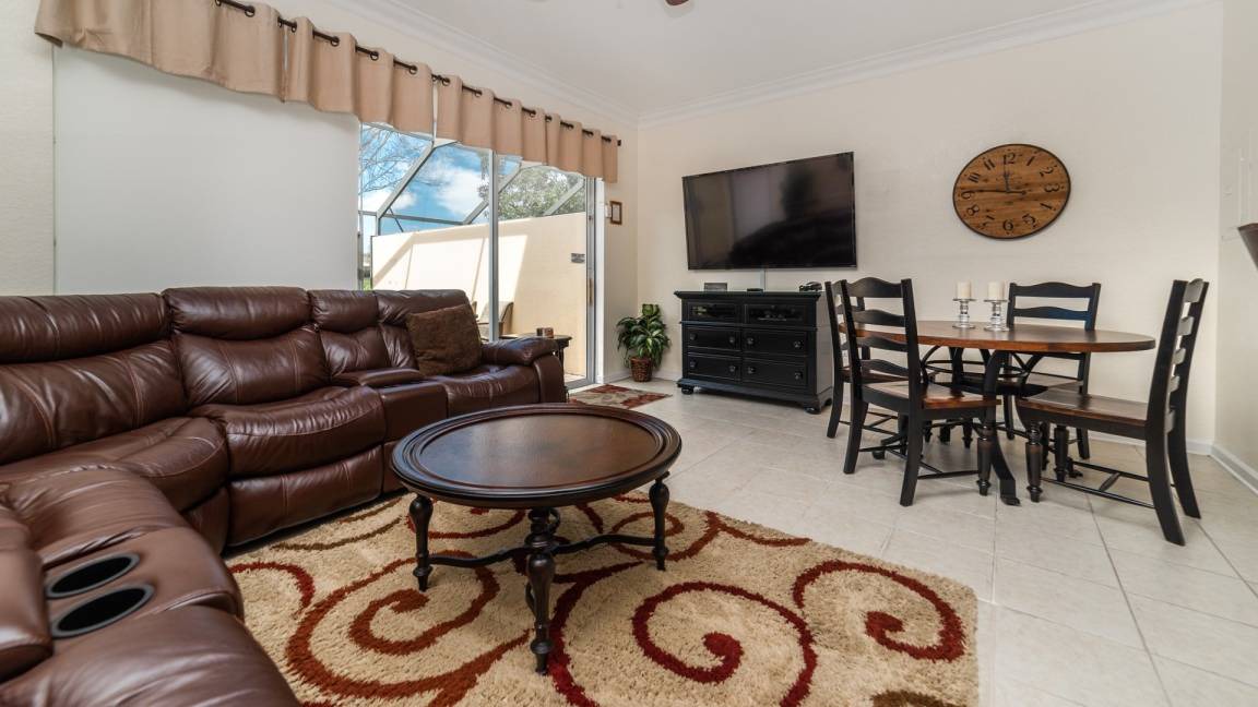 Windsor Hills House | 129 m² House ∙ 3 bedrooms ∙ 7 guests