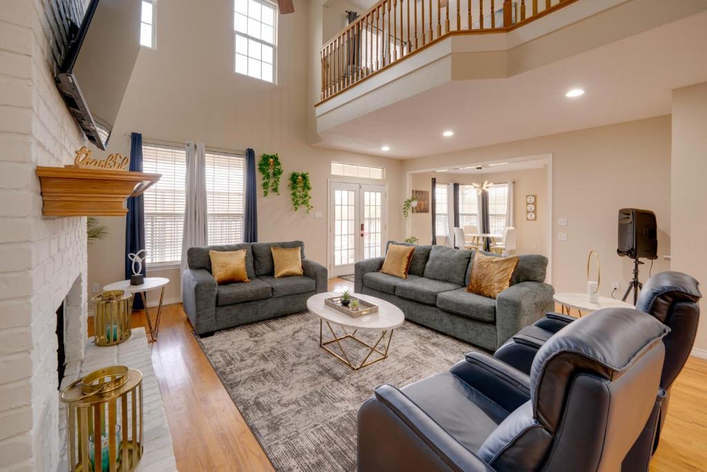 Westminster House | 13 Mi to Dtwn McKinney! Family Getaway w/Pool