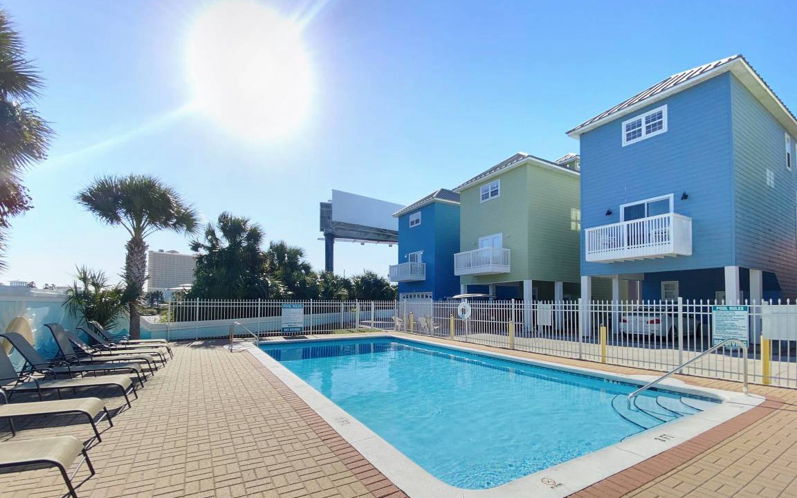 Lullwater Beach House | 144 m² House ∙ 2 bedrooms ∙ 7 guests