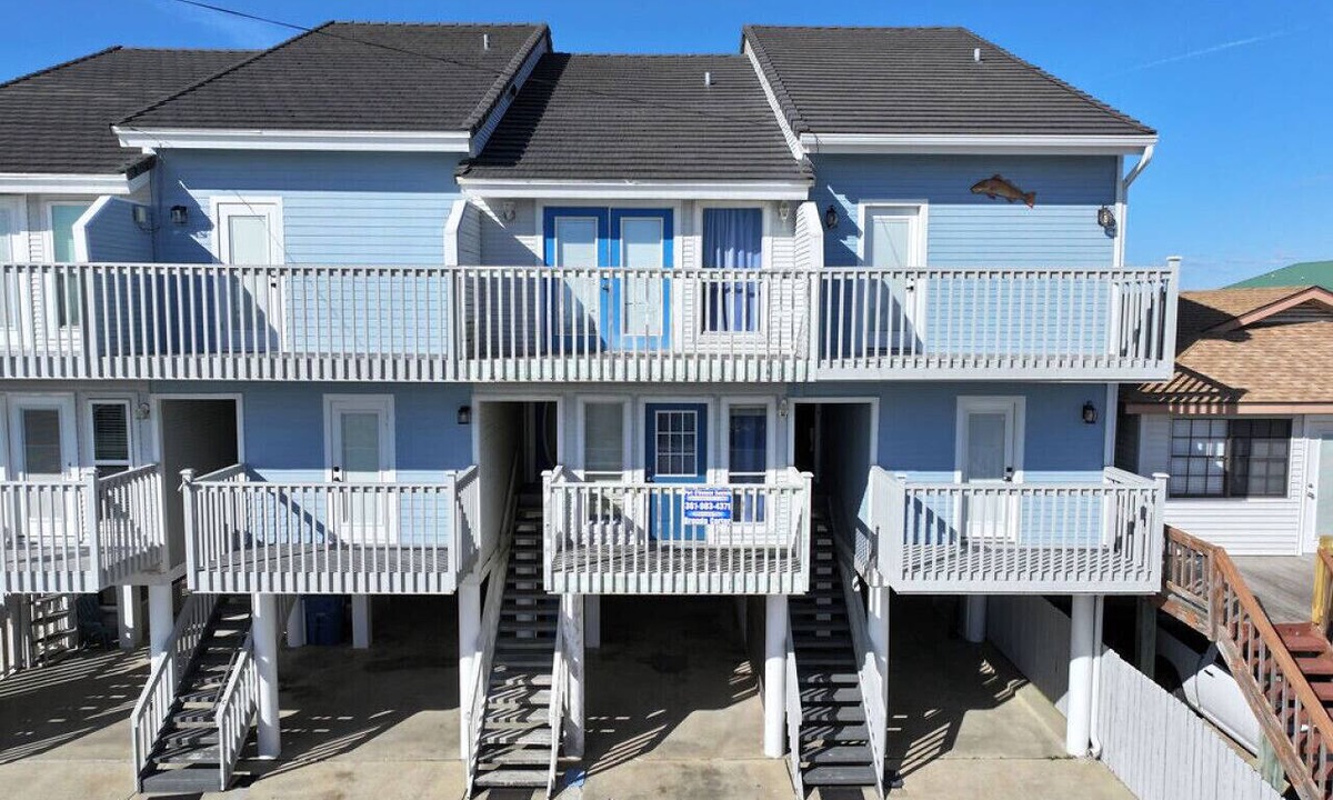 Port O Connor House | 15th Street - Unit C