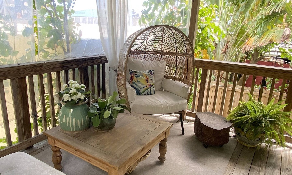 Northeast Miami Apartment | 1br/Studio in Nature - Miami Shore Crest