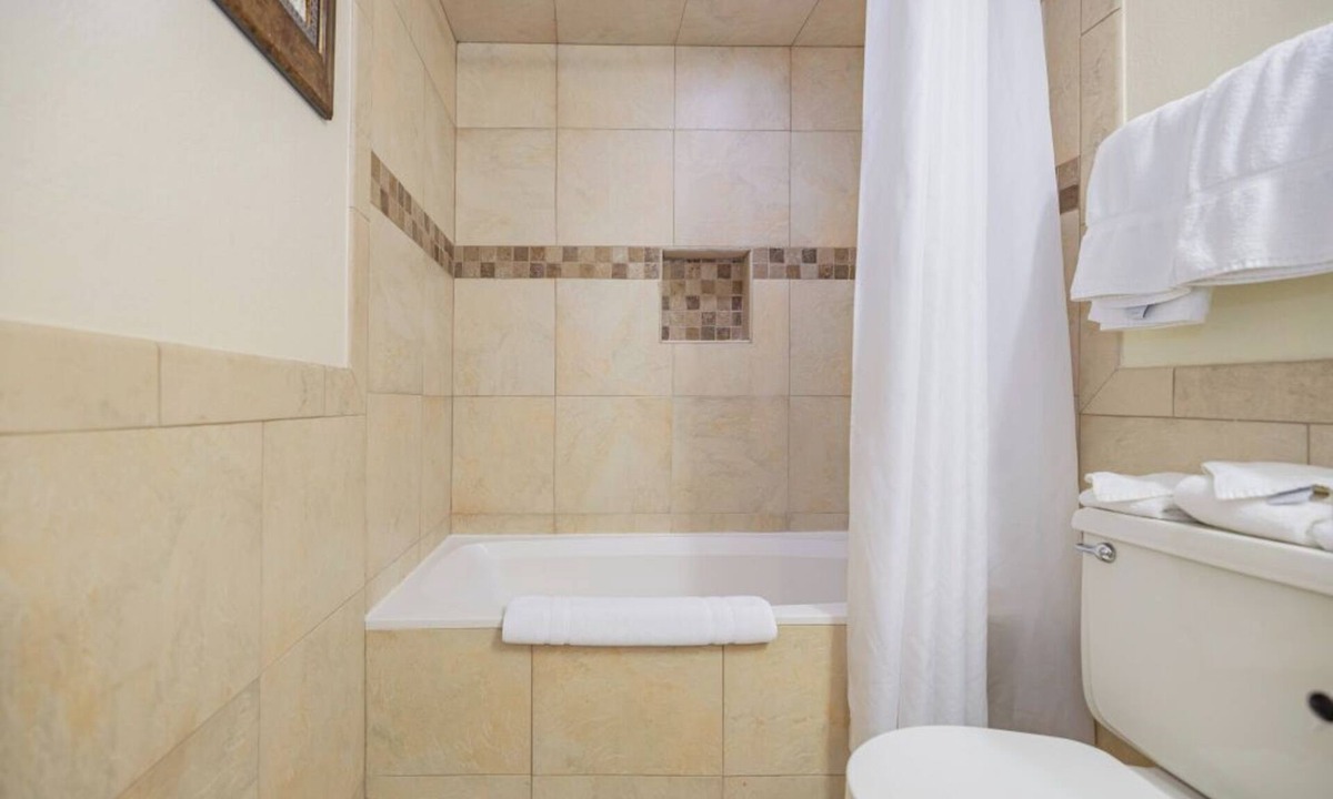 South Padre Island Resort | 2 Bedroom 2 Bathroom Condo #809 - Beachfront Property – Perfect for Families
