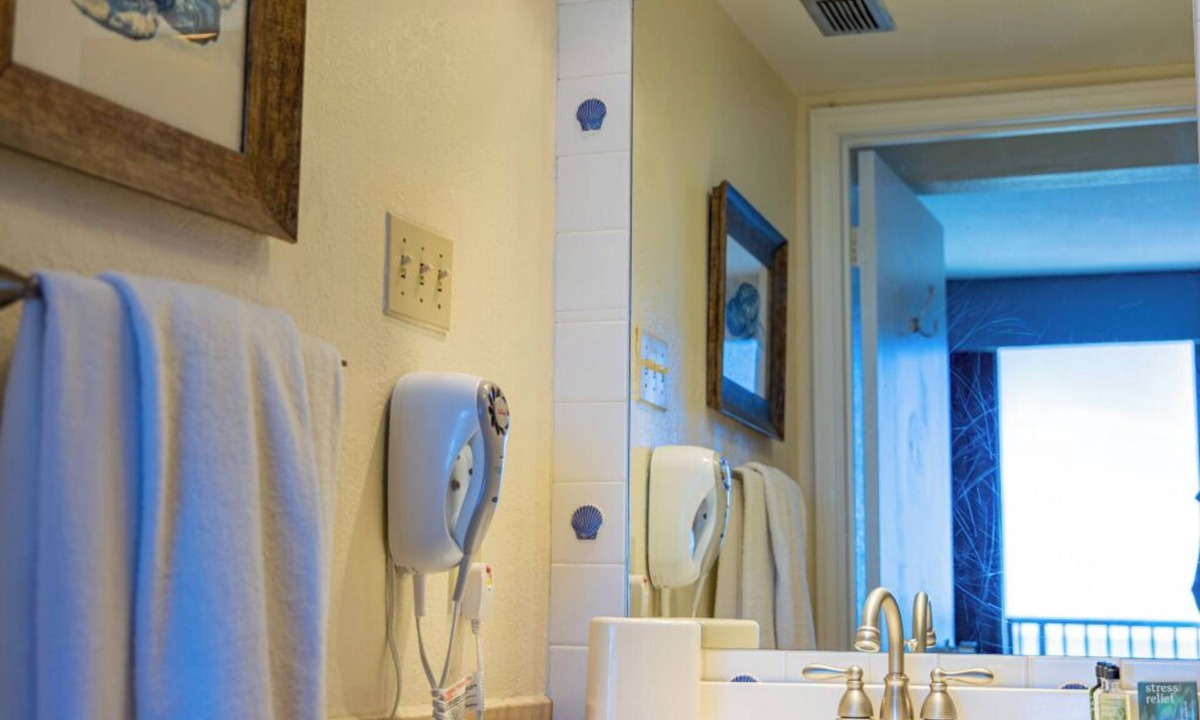 South Padre Island Resort | 2 Bedroom 2 Bathroom Condo #907 - Beachfront Property – Perfect for Families