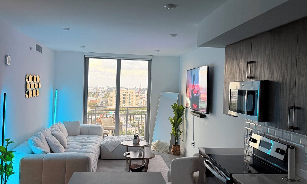 Overtown Apartment | 2-bedroom apartment downtown Miami