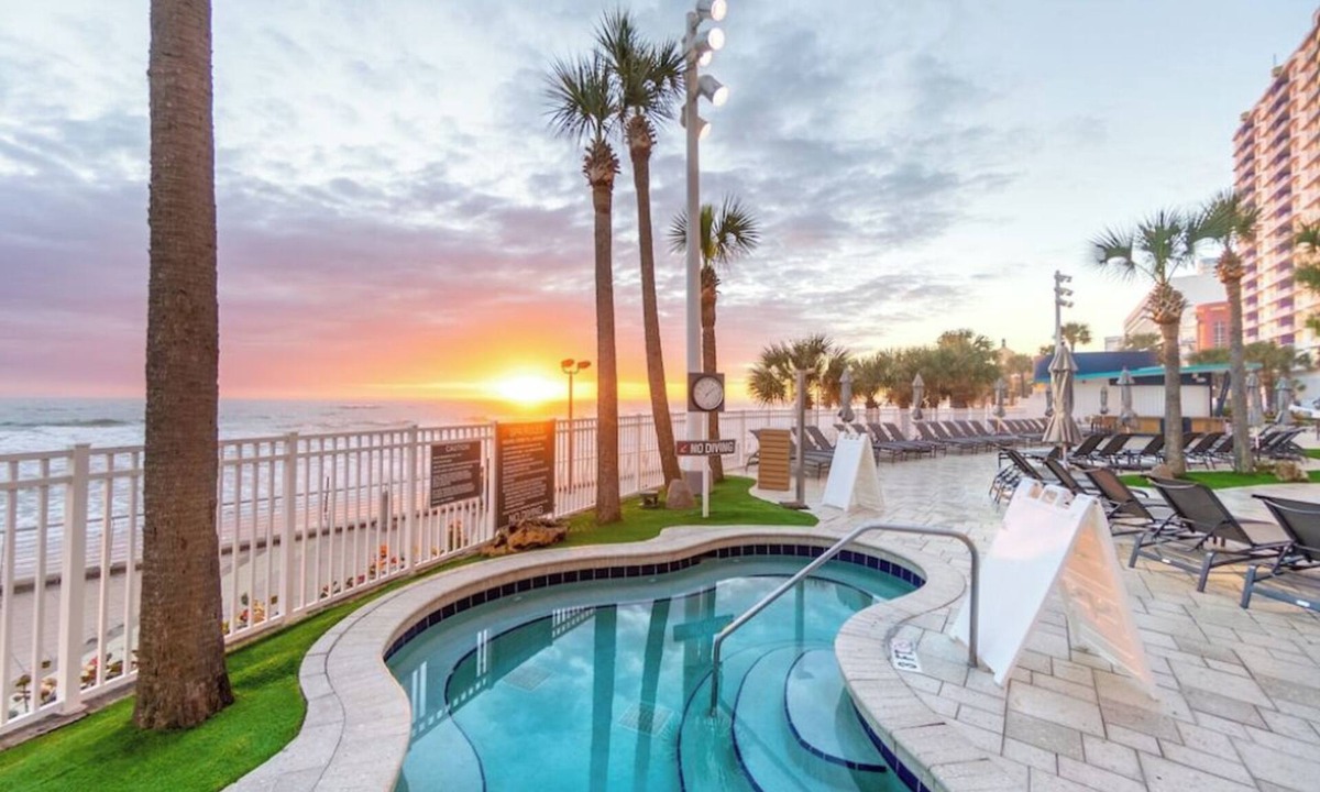 Daytona Beach Condo | 2 Bedroom Deluxe Condo, Kitchen, Sleeps 8, on Daytona Beach, Ocean Walk Resort!