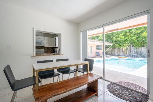 Coral Ridge Isles House | 2-Bedroom Paradise Near Beach - Heated Pool