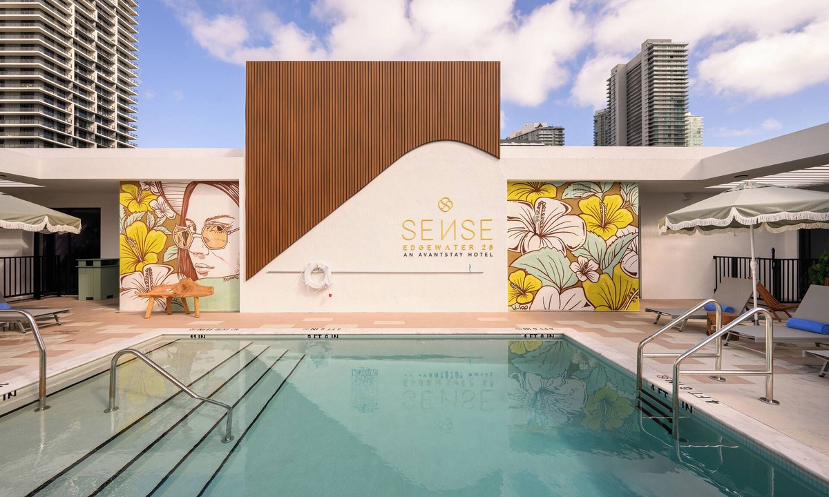 Midtown Hotel | 2 Suites in New Edgewater Hotel | Rooftop Pool Balcony | Sense28 by AvantStay
