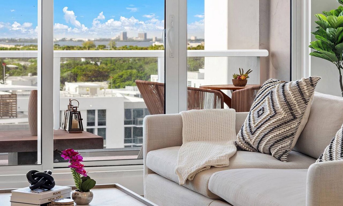 South Beach Condo | 3 Bedroom City View Private Residence at Roney Palace