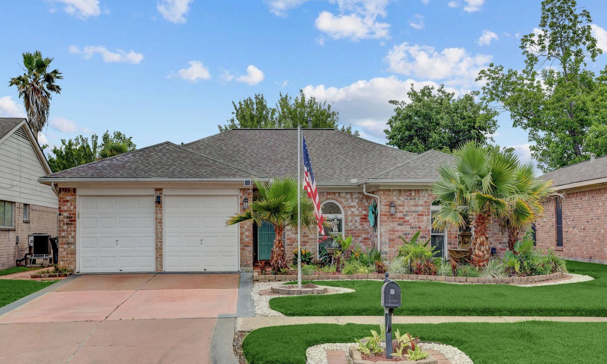 Clear Lake City House | 3-bedroom house in South Houston area with private pool