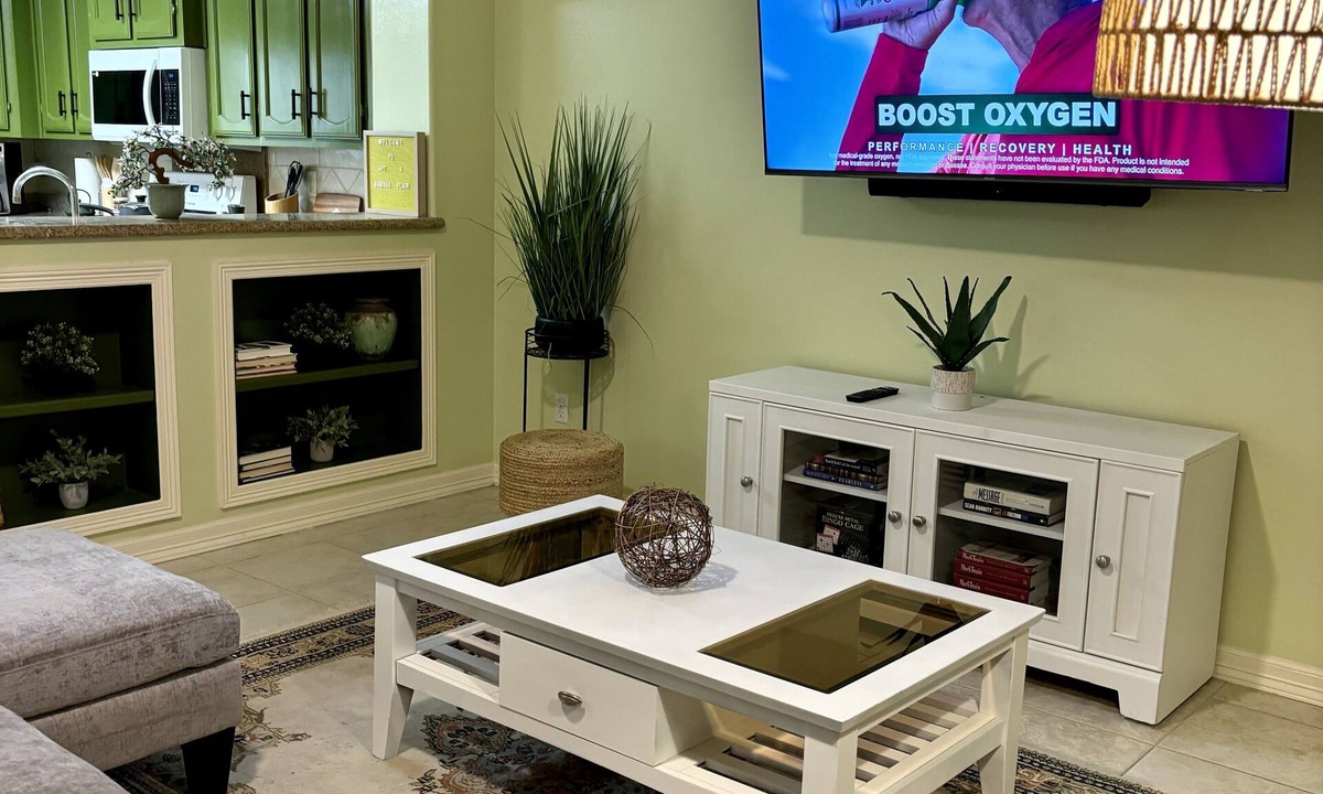 Edinburg Apartment | 30 + day rental; Bamboo Flair 2 BR 2 BTH apartment; pets ok; close to hospitals