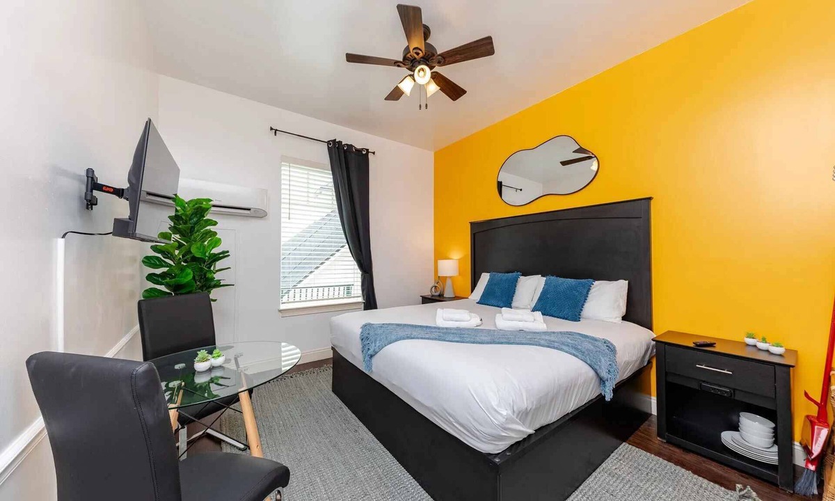 Dune Allen Beach Apartment | 30A Inn & Suites Signature King Standard