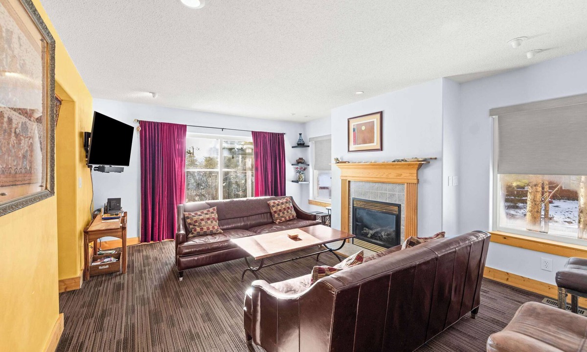 Leadville North House | 3BR - Hot Tub, Jacuzzi, Stunning Mt. Elbert Views
