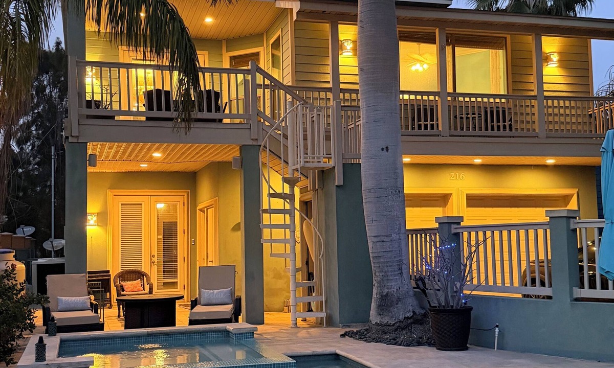 South Padre Island Villa | 4-bedroom Resort-Style Villa, Private Pool & SPA, Sunset Views & Walk to Beach