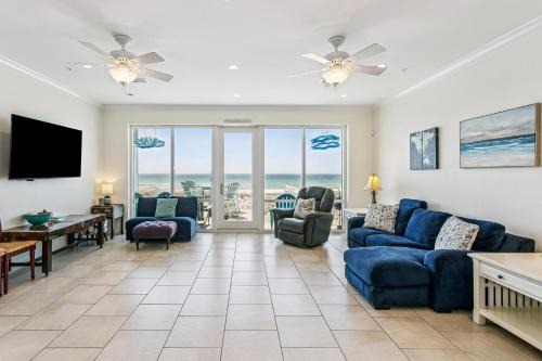 White Sands House | 415 Fort Pickens Rd