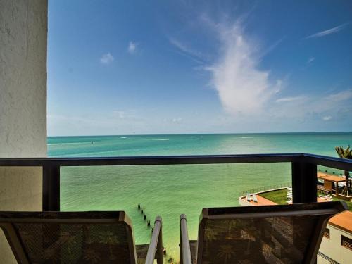 Clearwater Beach Apartment | 440 West 808N