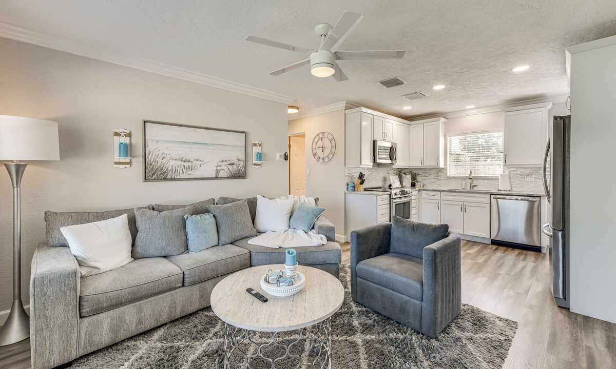 Bayshore Gardens House | 5 Mi to Riverwalk: Bradenton Family Home w/Yard