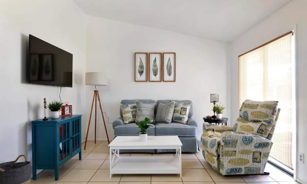 Downtown Dunedin House | 580 Unit-1 Discover Dunedin