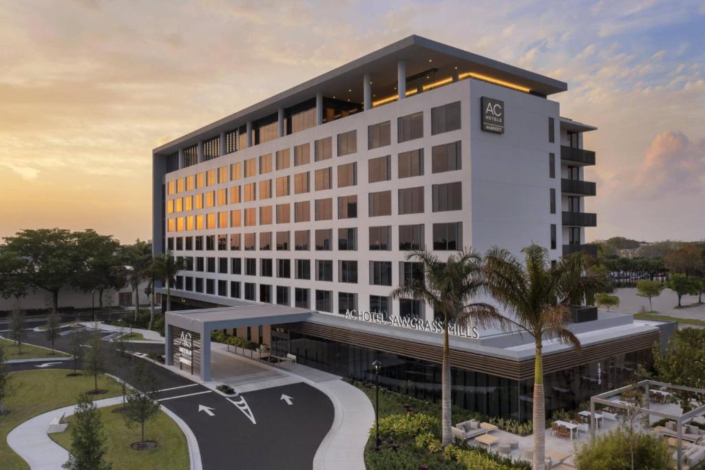 Sunrise Hotel | AC Hotel by Marriott Fort Lauderdale Sawgrass Mills Sunrise