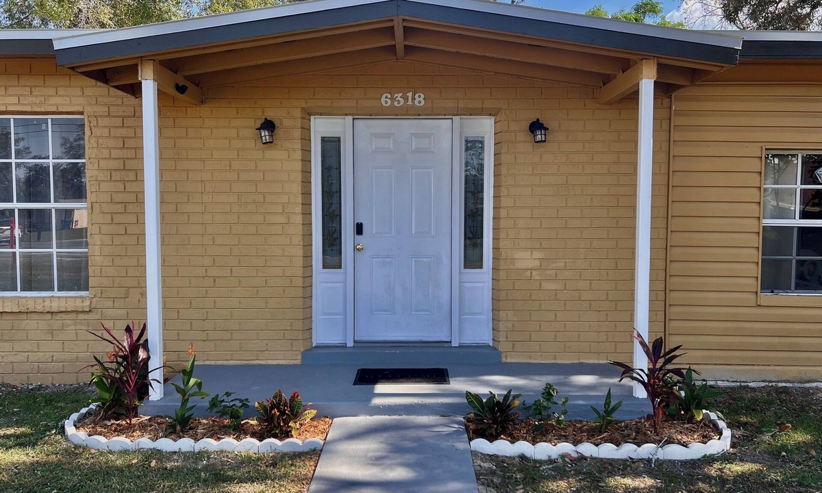 Spring Hill House | Adventure Coast 4/2, Big Yard