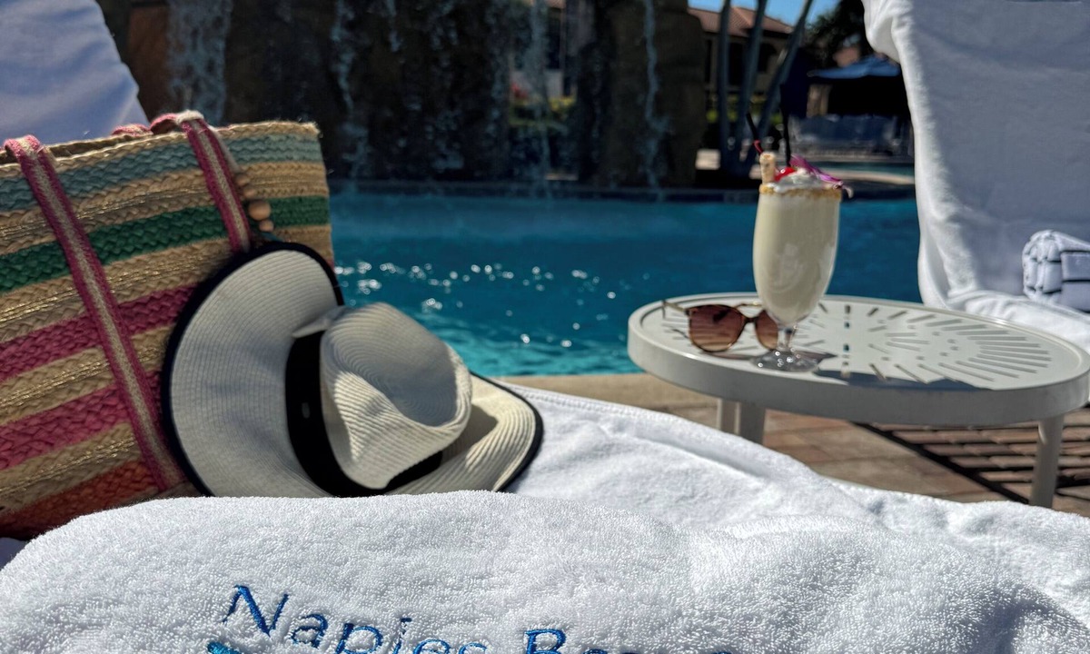 Naples Condo | ALL 5 STAR REVIEWS for our 2Br.Cottage at Naples Bay Resort