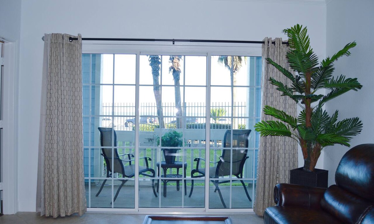 Galveston Condo | Amazing Views - Condo 1st floor - 2beds - 2baths (Sleep 4-6)