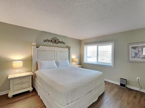 Fort Walton Beach Apartment | Aqua Villa #101