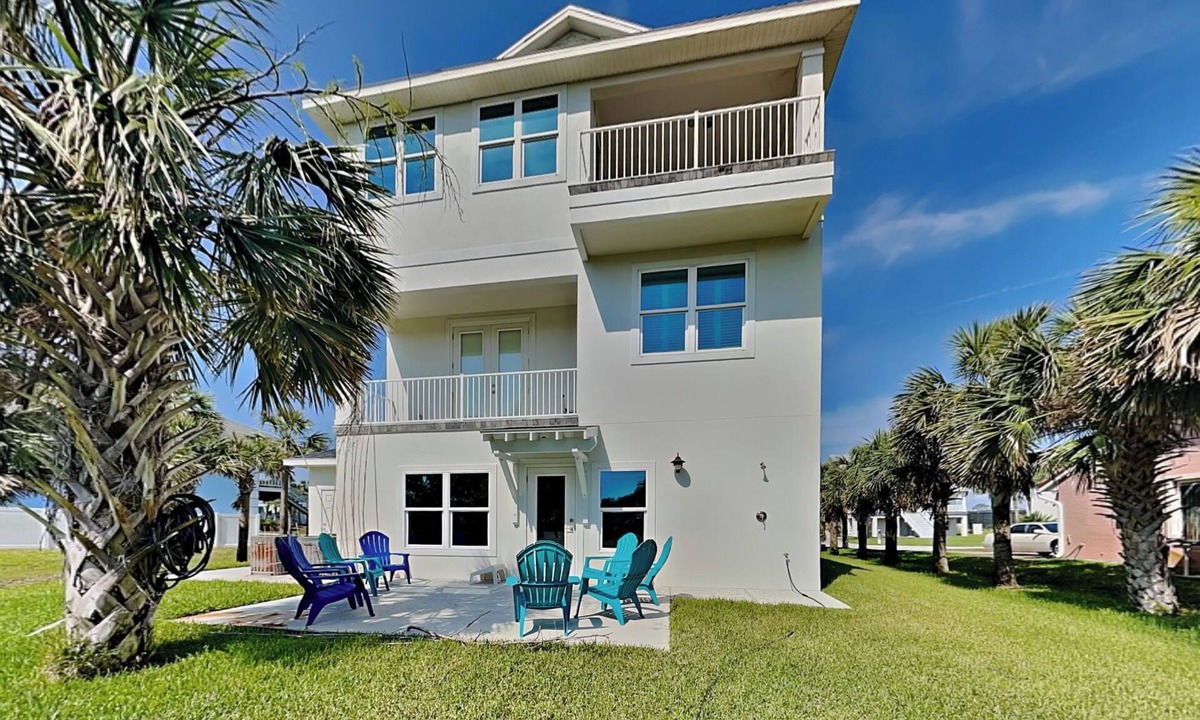 Painters Walk House | Atlantic Beach House | Spacious Home w. Elevator + Easy Beach Access