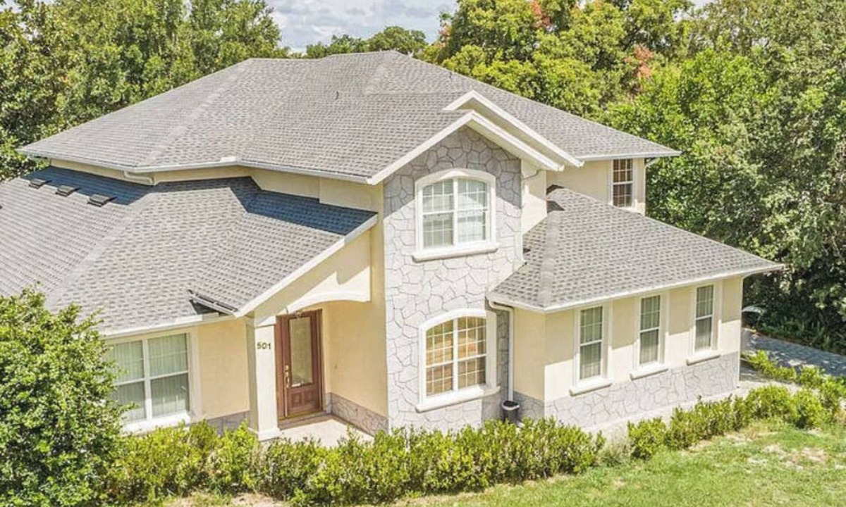 Deltona Lakes Villa | August offer: Group Getaway, up to Sleeps 22, 5BR, Huge Home 6-Car Parking