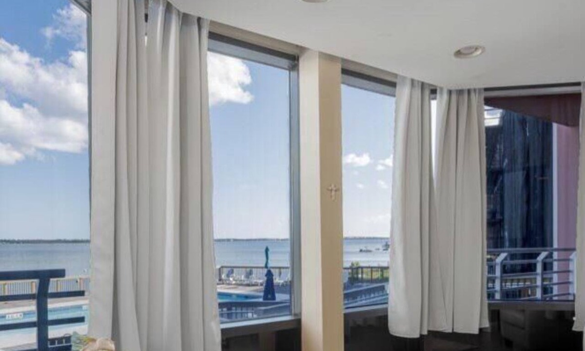 Pensacola Beach Condo | Bayfront Retreat with Pool, Perfect for 6 - PBC108
