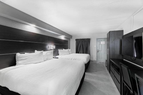 San Antonio Hotel | Baymont by Wyndham San Antonio Near Lackland AFB