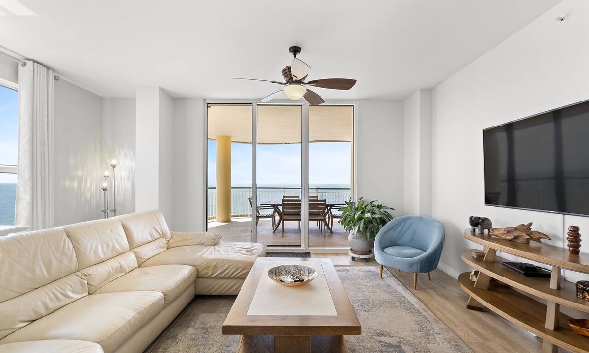 Ono Island Condo | Beach Colony East Penthouse 16A