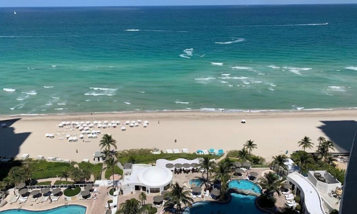 Sunny Isles Beach Resort | Beach Resort DIRECT OCEAN FRONT VIEW- Only 15min from FIFA