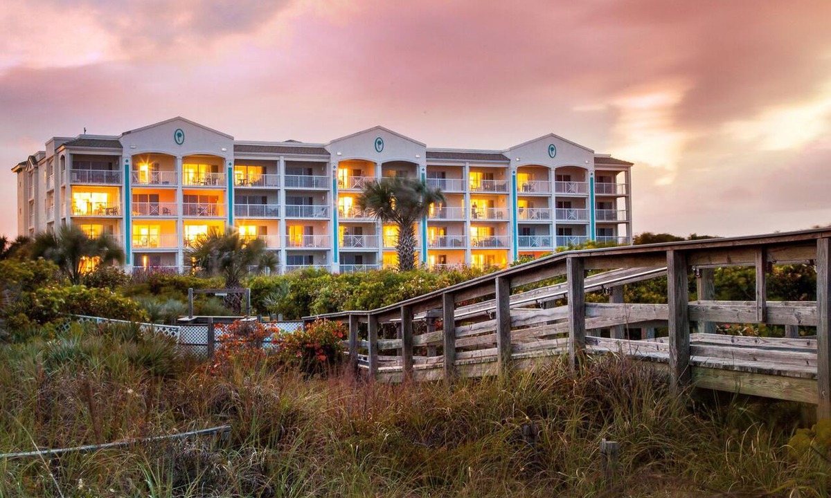 Port Canaveral Condo | Beachfront Bliss in Cape Canaveral, Florida: Your Perfect Getaway Awaits!