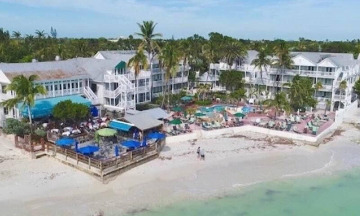 Old Town Resort | BEACHFRONT-Coconut Beach Resort, 7 nights, May 10-17, or May 31-June 7, only.