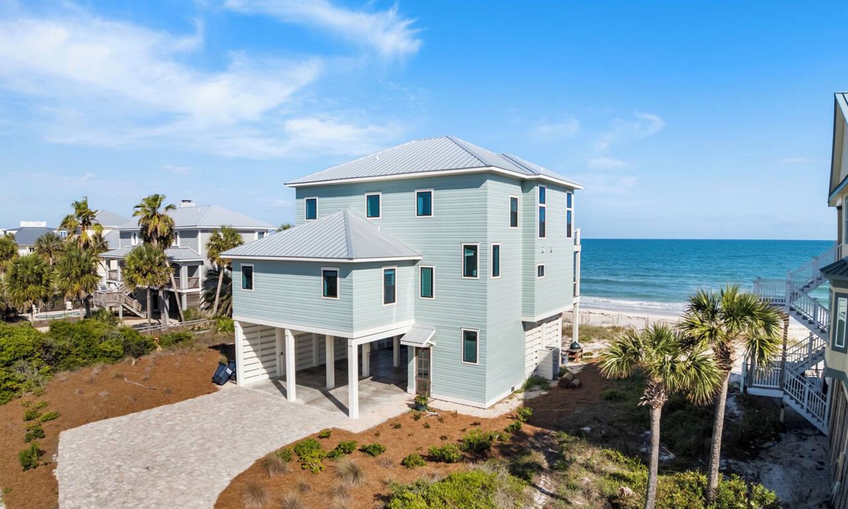 Plantation House | Beachfront, private pool, with luxury accommodations on this peaceful beach!