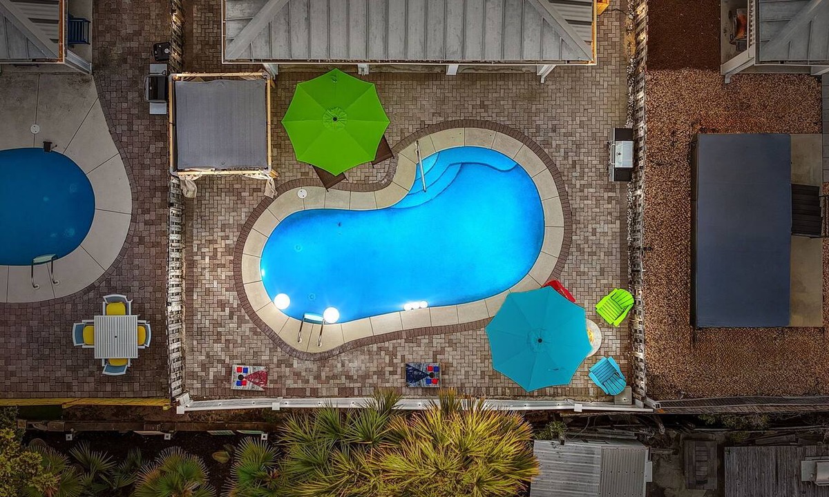 Holiday Beach House | Beachside Retreat w/Heated Pool, Game Room – Sleeps 14