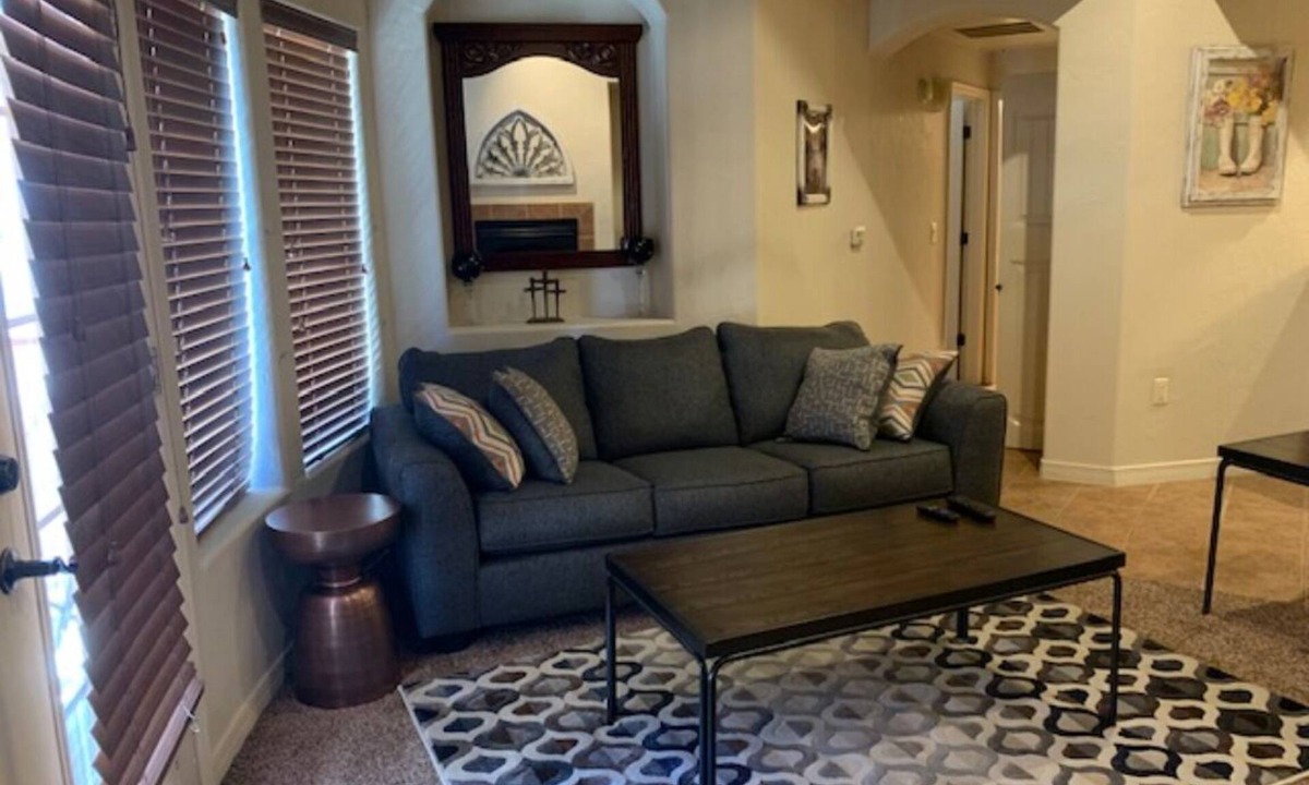 Mesilla Park Condo | Beautiful 2 Bedroom, 2 Bath, Ground floor.