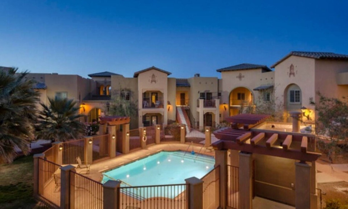 Mesilla Park Condo | Beautiful Deluxe Condo ; 2 Bedroom, 2nd Floor
