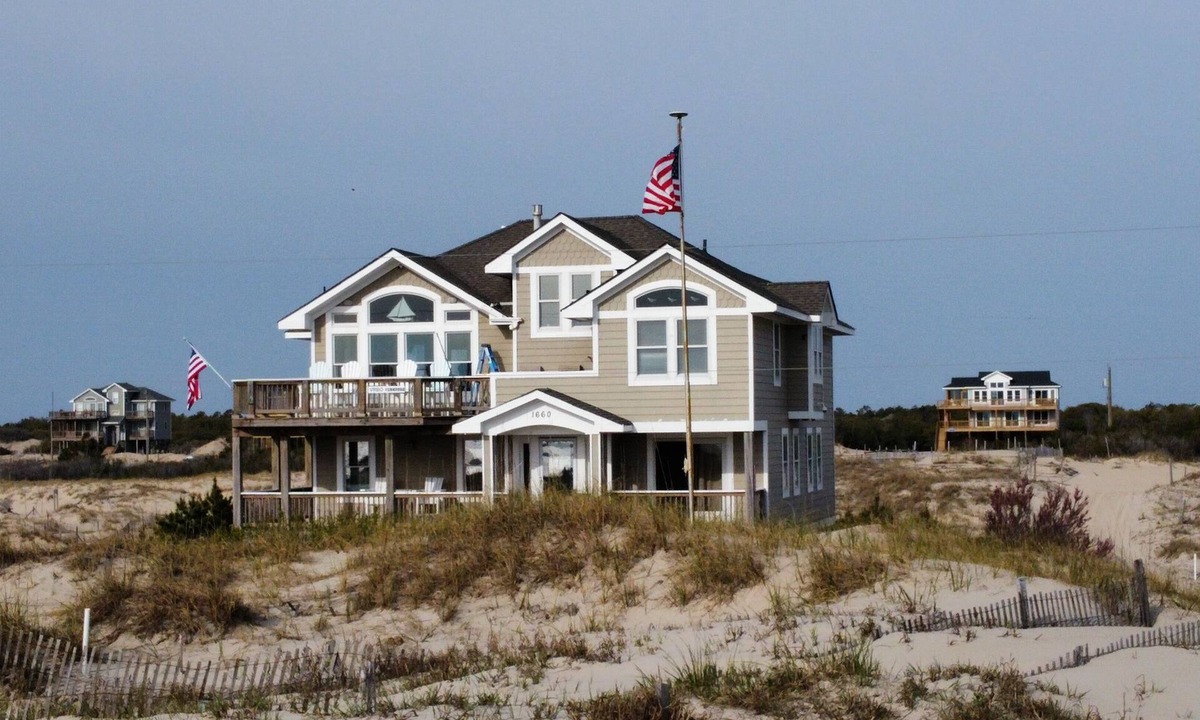 Corolla House | Beautiful Oceanfront Views! Corolla wild horses! End of Aug open! Discounts now