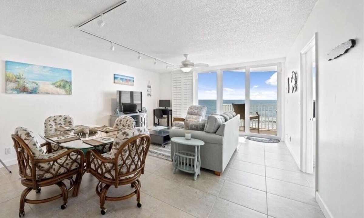 Indian Harbour Beach Condo | Beautiful Oceanfront Condo