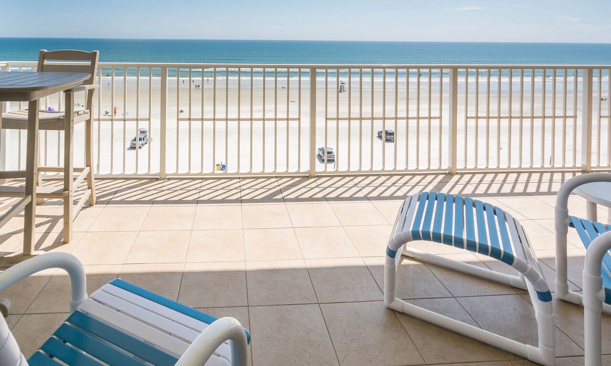 New Smyrna Beach Condo | Beautifully Decorated, Beachfront Corner Unit! ~ Close to Shopping & Dining ~ MB501