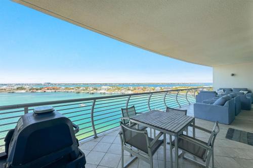 Orange Beach East Apartment | Bella Luna 902- 3bed3bath- Luxury At Your Fingertips- Amazing View of Ole River