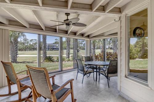 Sawgrass House | Belle Vue - Modern condo near beach w golf views