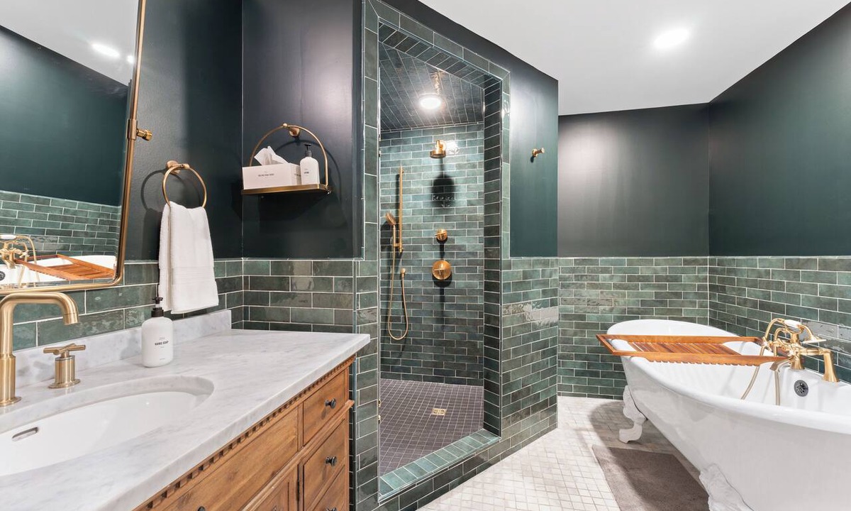 Historic Downtown Savannah Bed & Breakfast | Bellwether House