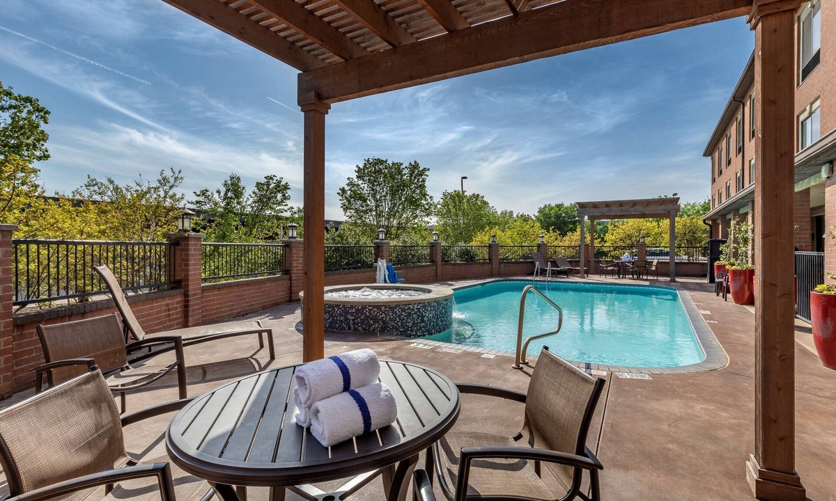Irving Hotel | Best Western Plus DFW Airport Suites