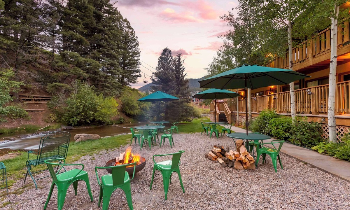 Red River Hotel | Best Western Rivers Edge